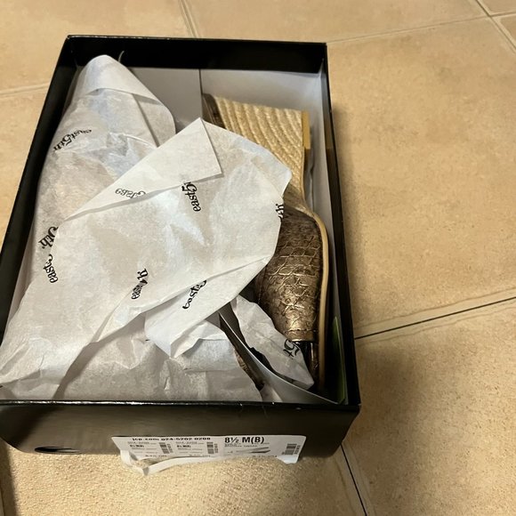 NWT! East 5th Wedge Heel - Bronze Snake - Size 8.5 - Picture 4 of 5